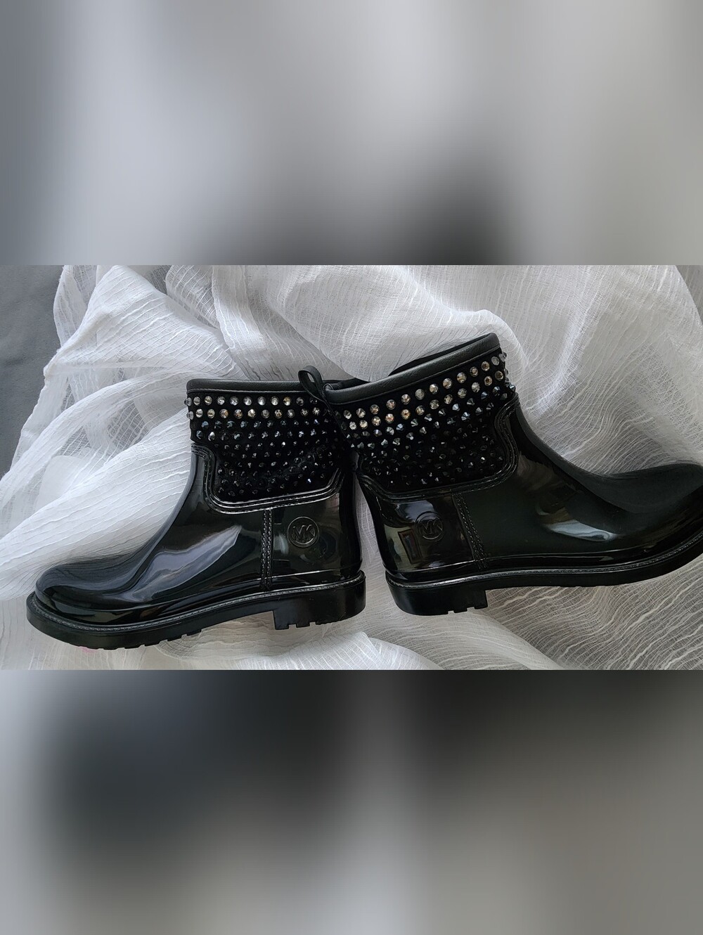 Michael Kors Dani Black Lined Rhinestone Studded Ankle Rain Boots Size 6